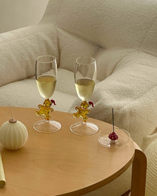Gingerbread champagne glass with festive 3D gingerbread stem