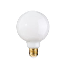 Fehér E27 LED lámpa 6 W teljesítménnyel