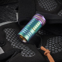 Rainbow színű POLESHINE mini EDC zseblámpa