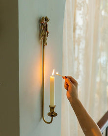 Vintage bow wall candle holder made from iron for decorative wall candle display
