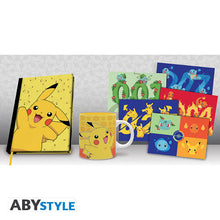 Pokémon Pikachu ajándékcsomag A5 jegyzetfüzettel, bögrével és képeslapokkal