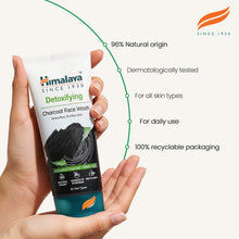Himalaya Detoxifying Charcoal Face Wash with green tea, 150ml