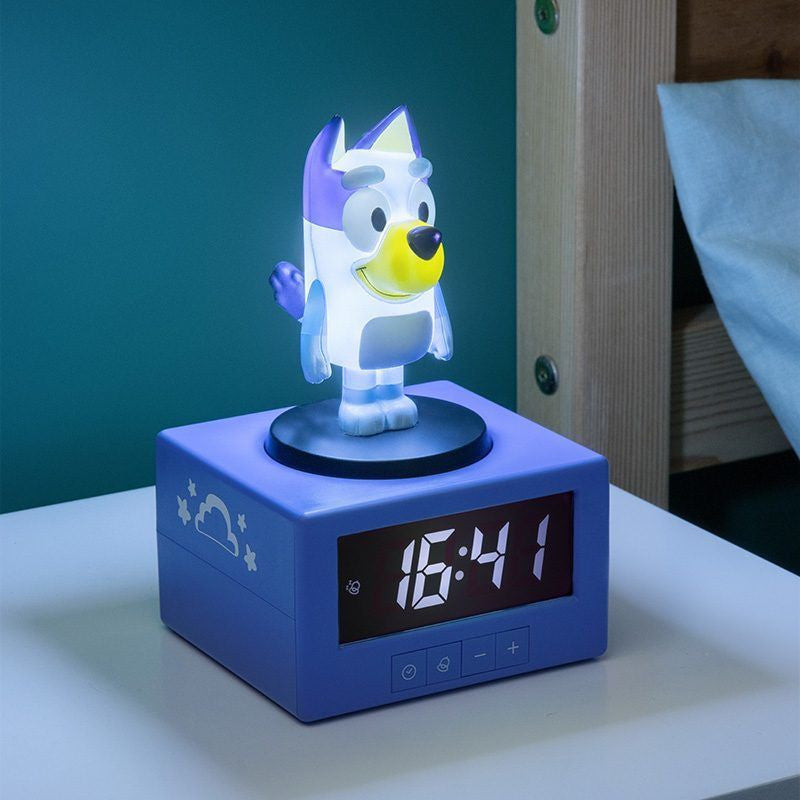 Bluey digitális ébresztőóra éjszakai fénnyel