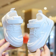 Fehér gyerek sneaker tépőzáras pánttal