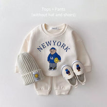 Gyerek melegítőszett New York mintával