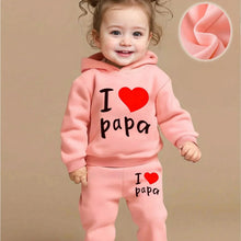 Rózsaszín kétrészes baba szett „I Love Papa” mintával
