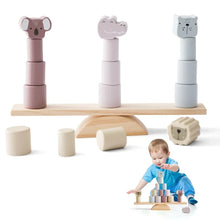 Montessori fa fűzős és egyensúlyozó játék
