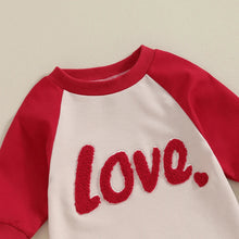 LOVE feliratos hosszú ujjú baba rugdalózó