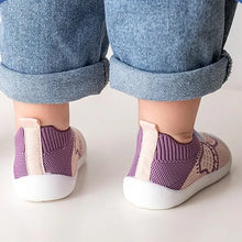 Sötétkék csúszásgátló sneaker zokni gyerekeknek