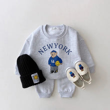 Gyerek melegítőszett New York mintával