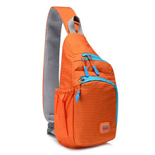 Kék outdoor sling táska kulacstartóval