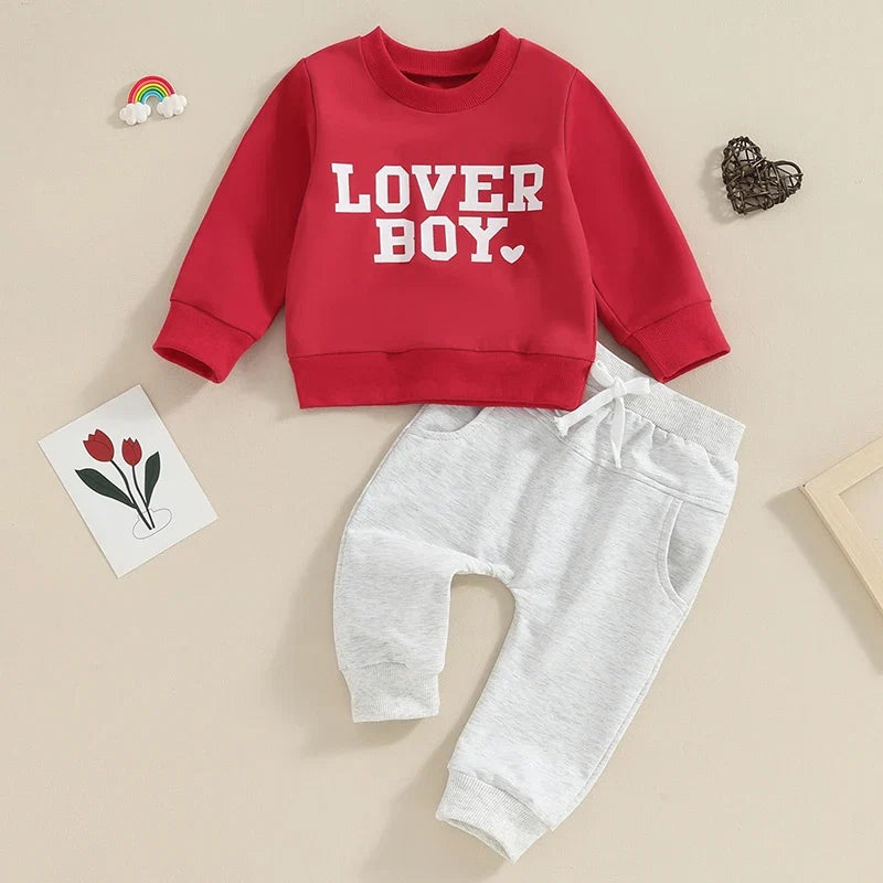 Gyermek melegítőszett „Lover Boy” hímzéssel