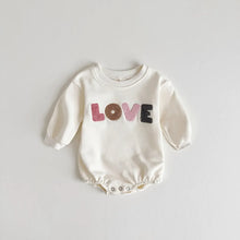 Baba pulóver bodyzáródással és Love mintával