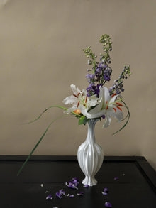 3D printed silk texture PLA vase for decorative flower display