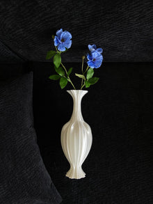 3D printed silk texture PLA vase for decorative flower display