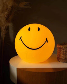 Smile face USB night light with warm glow