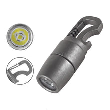 Titánötvözet kulcstartós mini LED zseblámpa palacknyitóval
