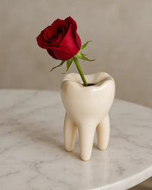 Tooth-shaped ceramic vase for quirky home decor