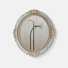 Round resin wall art decorative accent for home interiors