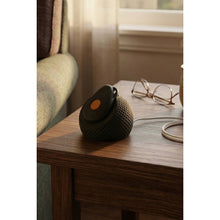 White Gondosóra charging dock and compatible charging cable set