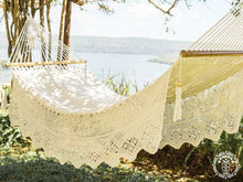 Corinto Deluxe cotton spreader bar hammock with decorative fringe