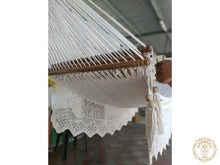 Corinto Deluxe cotton spreader bar hammock with decorative fringe
