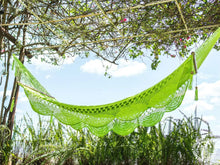 Ocotal cotton spreader bar hammock with wooden crossbars