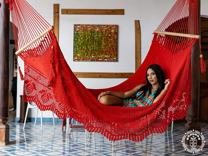 Chinandega Deluxe L-bar cotton hammock with handmade decorative fringe