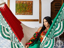 Italia L-bar cotton hammock in green, white and red