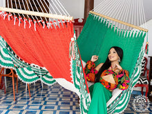 Italia L-bar cotton hammock in green, white and red