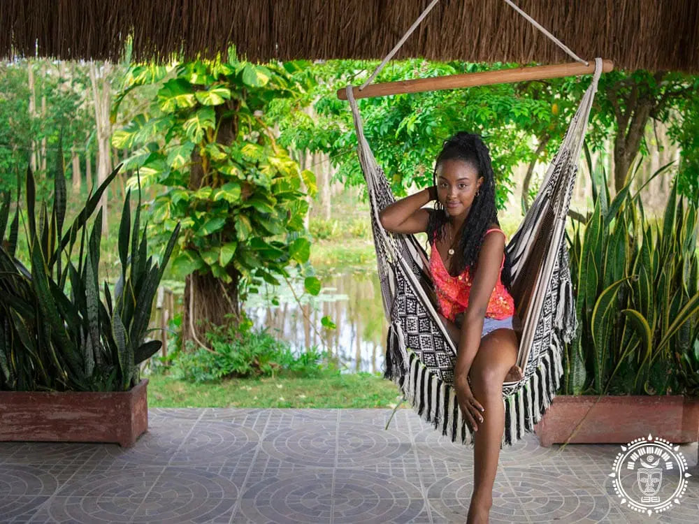 Tumaco XL Colombian hammock chair in a black and white woven ethnic-inspired design