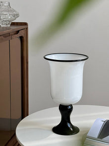 Elegant glass flower vase for fresh or dried floral arrangements
