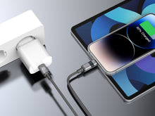 Fekete Techancy USB-C–Lightning kábel LED kijelzővel