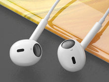 Fehér Techancy USB-C sztereó fülhallgató mikrofonnal