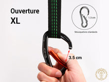 Eco-friendly green hammock strap kit with carabiners and carrying bag